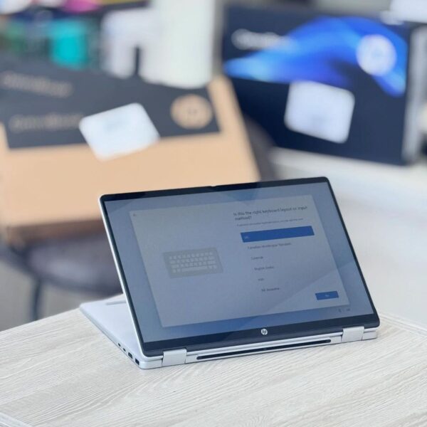 HP OMNIBOOK 5 FLIP LAPTOP