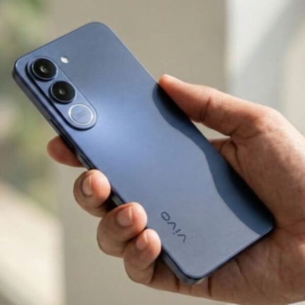 VIVO V70 FE